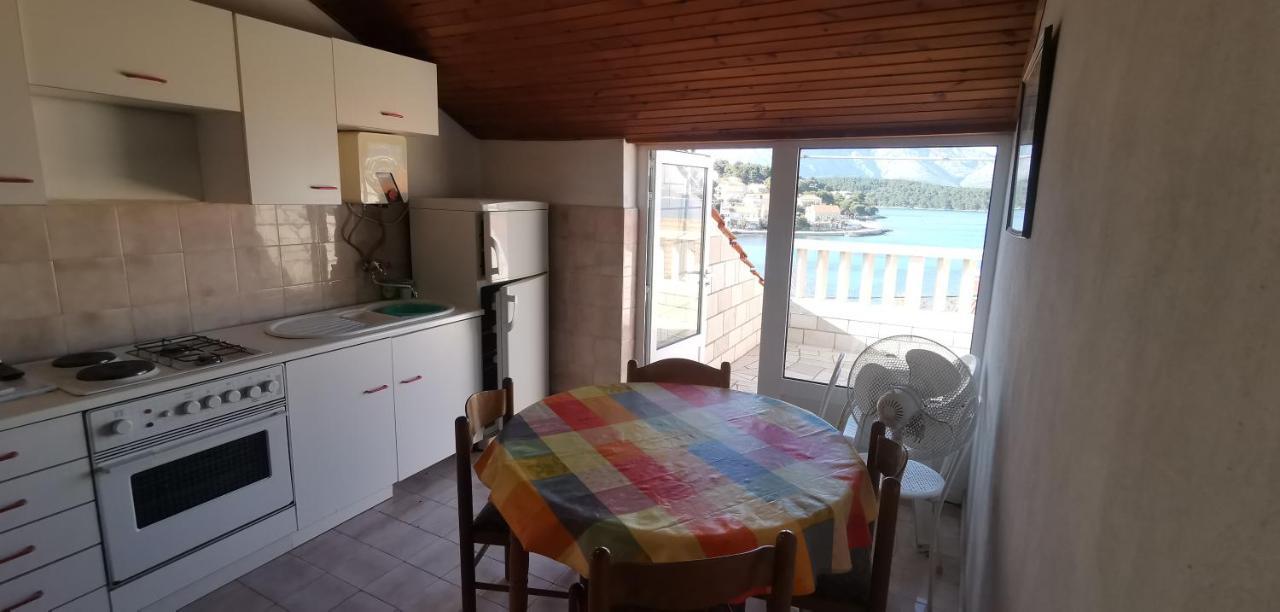 Big House For 14 People In Centre Of Lumbarda Exterior foto