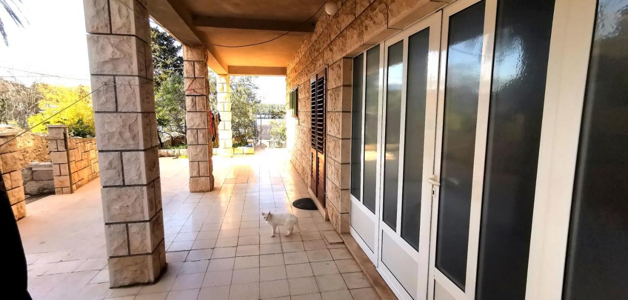Big House For 14 People In Centre Of Lumbarda Exterior foto